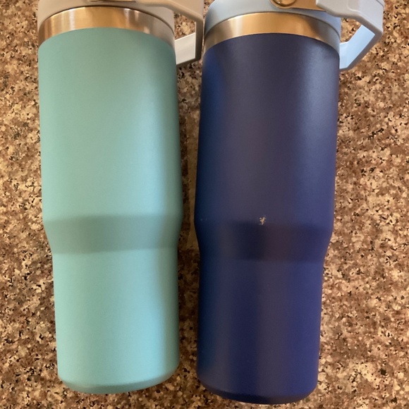 Stanley The ICEFLOW Flip Straw Tumblers 30 oz SET OF 2 - Picture 3 of 9